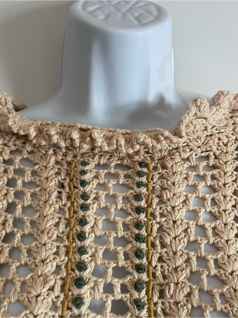 Zara vintage-style crochet open-knit top. - Picture 8 of 13